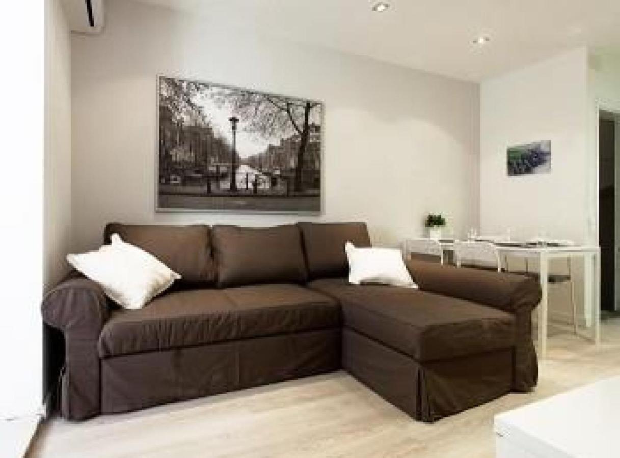 Miquel Angel - Apartments Next To Camp Nou Барселона Екстериор снимка