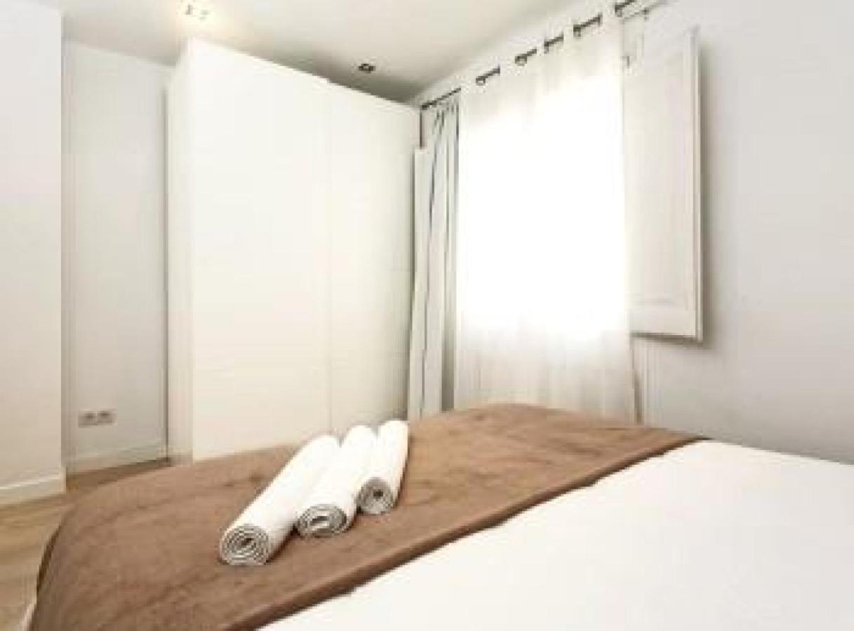 Miquel Angel - Apartments Next To Camp Nou Барселона Екстериор снимка