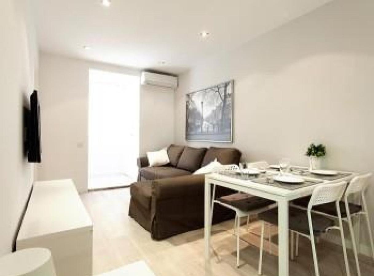 Miquel Angel - Apartments Next To Camp Nou Барселона Екстериор снимка