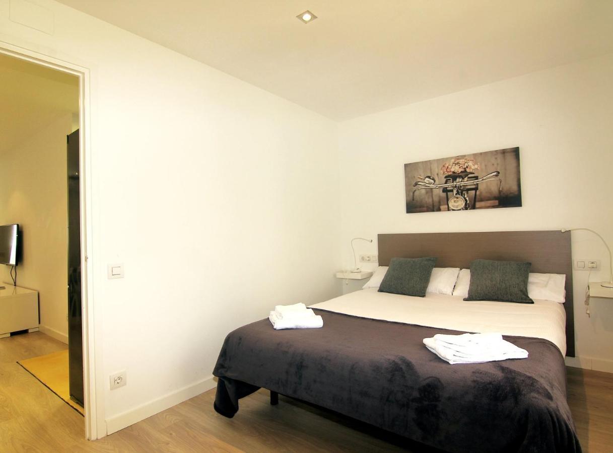 Mab2 - Mab2 - Apt At Street Level With Private Terrace Барселона Екстериор снимка